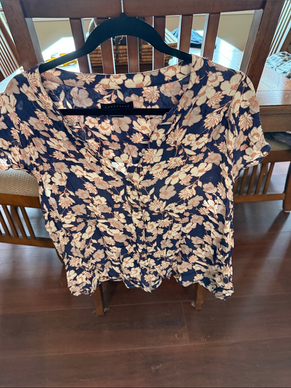 Sanctuary Navy and Cream Floral Short Sleeve V-Neck Button Top